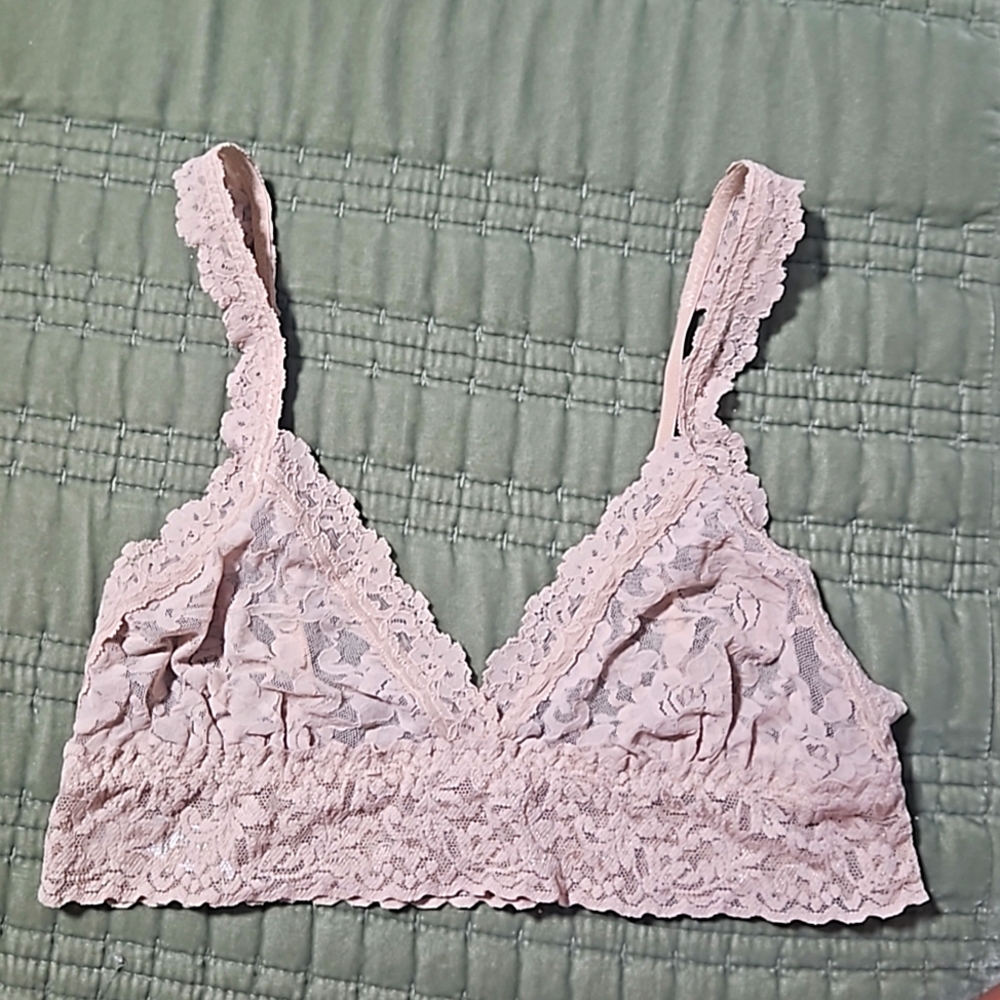 V-Neck Retro Lace Bralette